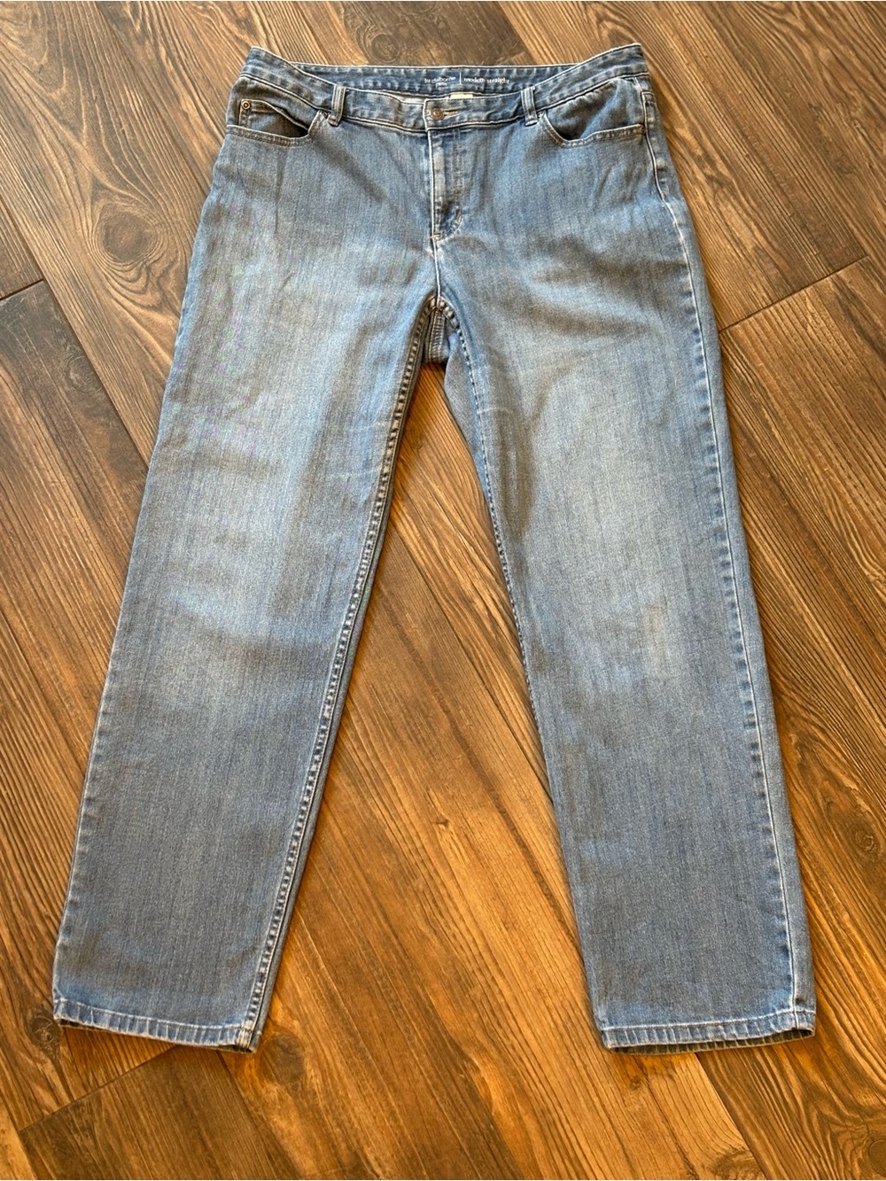VINTAGE VTG CLASSIC STRAIGHT LEG LOOSE FIT LIGHT WASH LIZ CLAIBORNE JEANS